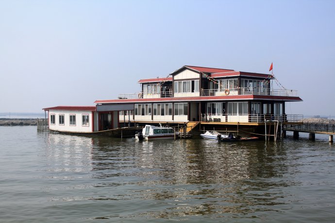 长荡湖小六子酒家